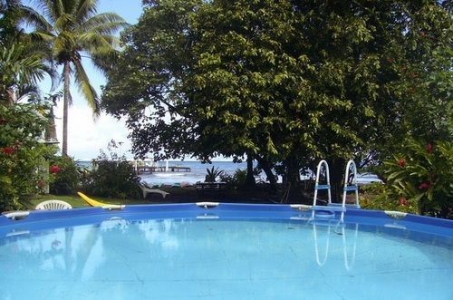 Teahupoo Bonjouir Lodge Paradise מראה חיצוני תמונה