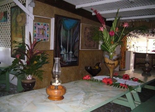 Teahupoo Bonjouir Lodge Paradise מראה חיצוני תמונה