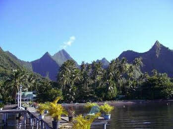Teahupoo Bonjouir Lodge Paradise מראה חיצוני תמונה